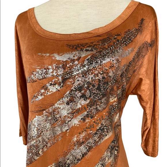 DAYTRIP Open Back Embellished Top Small - Picture 3 of 5